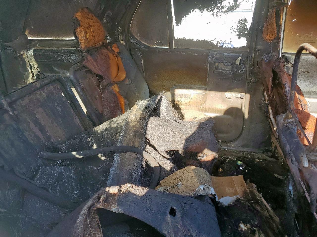 2000 Isuzu Rodeo S VIN: 4S2CK58D3Y4306971 Lot: 68895405