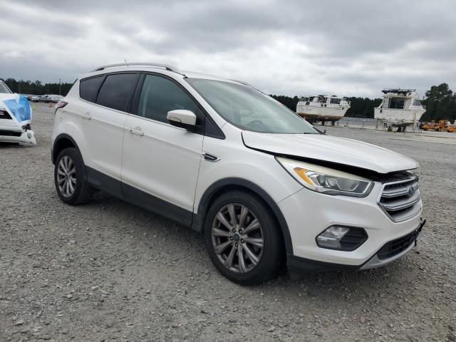  FORD ESCAPE 2017 Белы