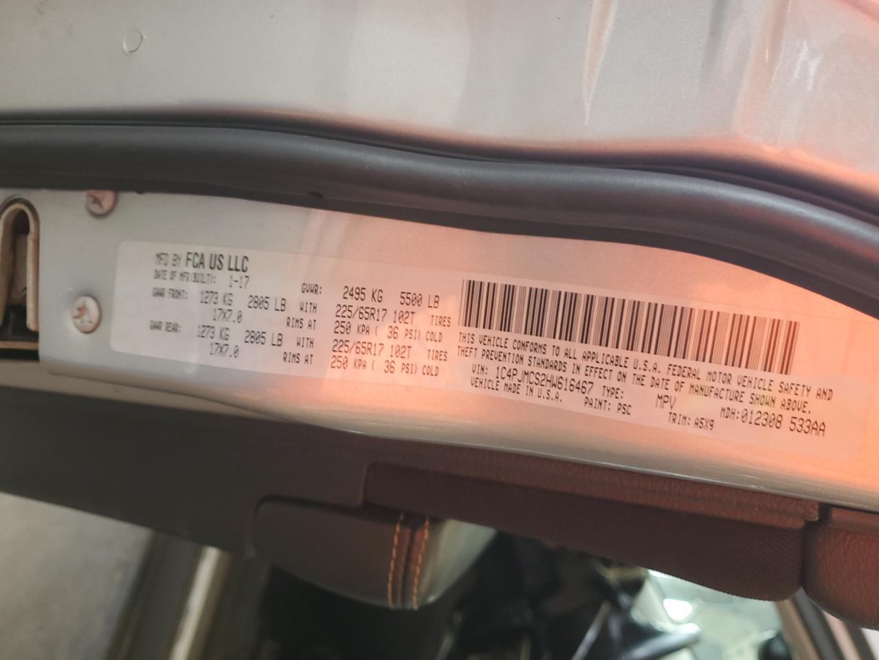 2017 Jeep Cherokee Latitude VIN: 1C4PJMCS2HW616467 Lot: 66698255