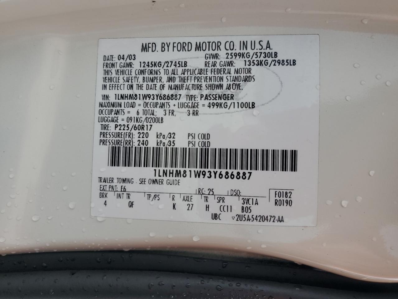 2003 Lincoln Town Car Executive VIN: 1LNHM81W93Y686887 Lot: 70185335