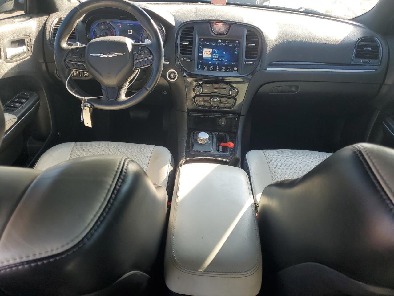 2017 Chrysler 300 S VIN: 2C3CCABT7HH521827 Lot: 69485345