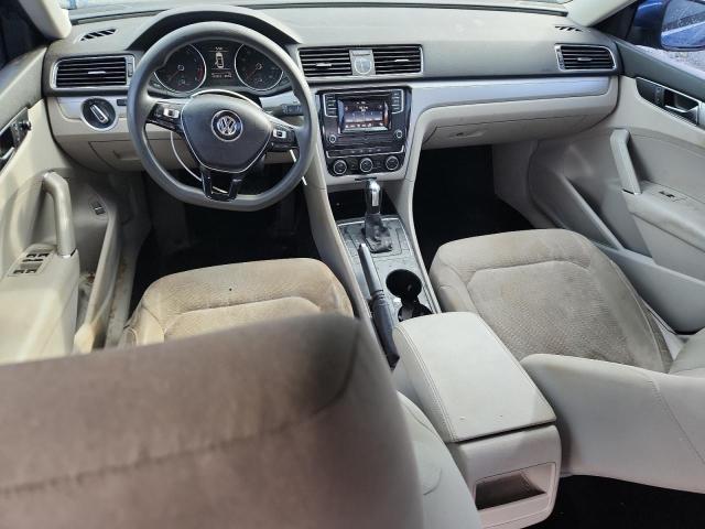  VOLKSWAGEN PASSAT 2017 Синий
