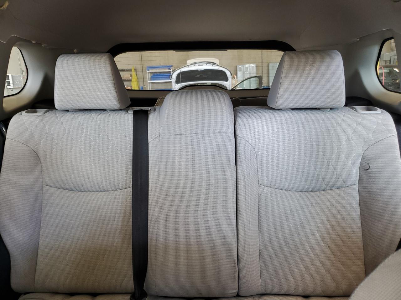 2025 Toyota Corolla Cross L VIN: 7MUAAABGXSV130715 Lot: 69486355