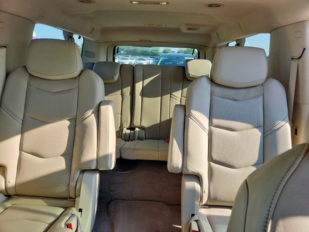 2015 Cadillac Escalade Esv Luxury VIN: 1GYS4SKJ9FR556059 Lot: 69801405