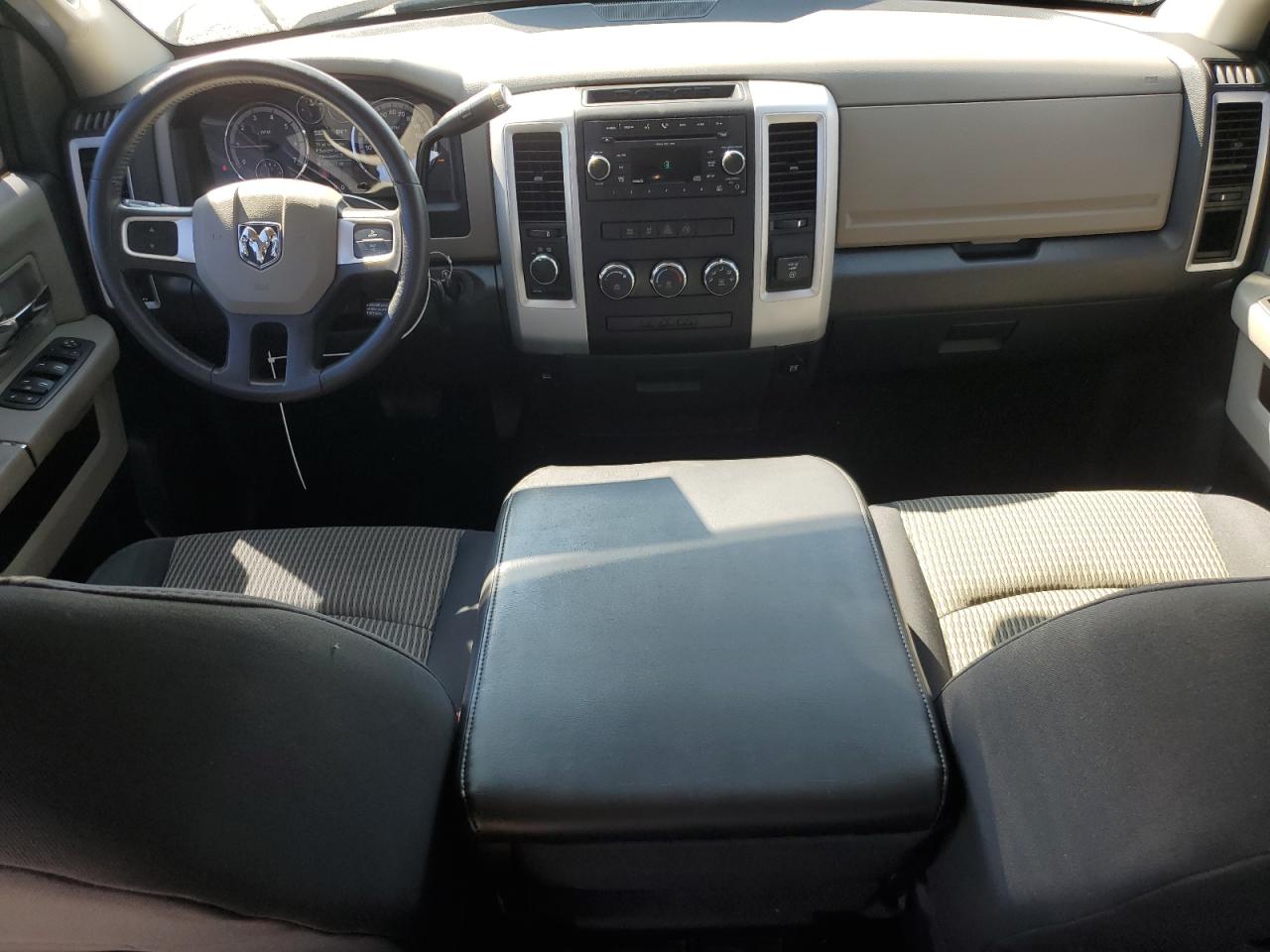 2009 Dodge Ram 1500 VIN: 1D3HV13T49S810997 Lot: 70146625