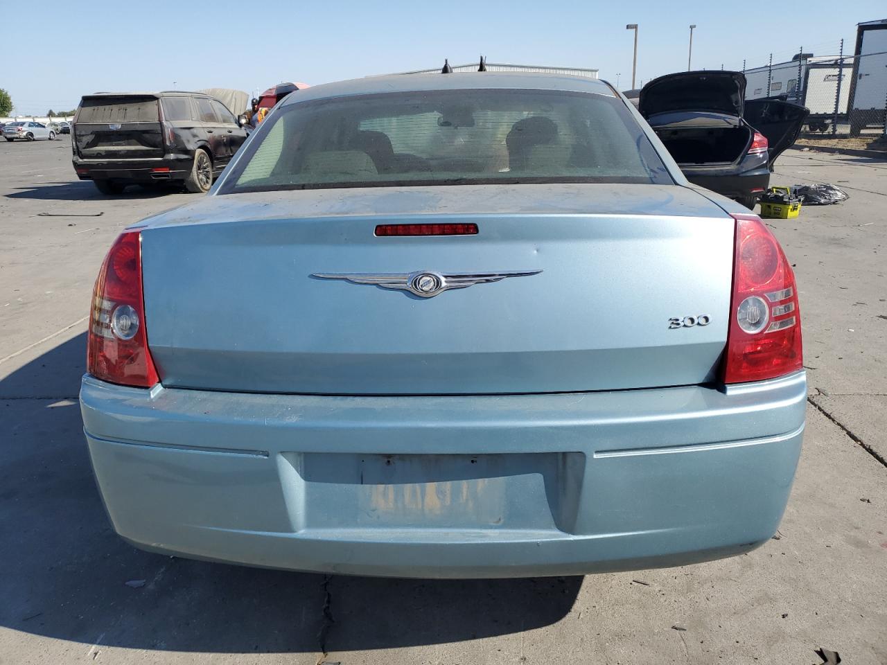 2008 Chrysler 300 Lx VIN: 2C3KA43R68H268179 Lot: 69639715