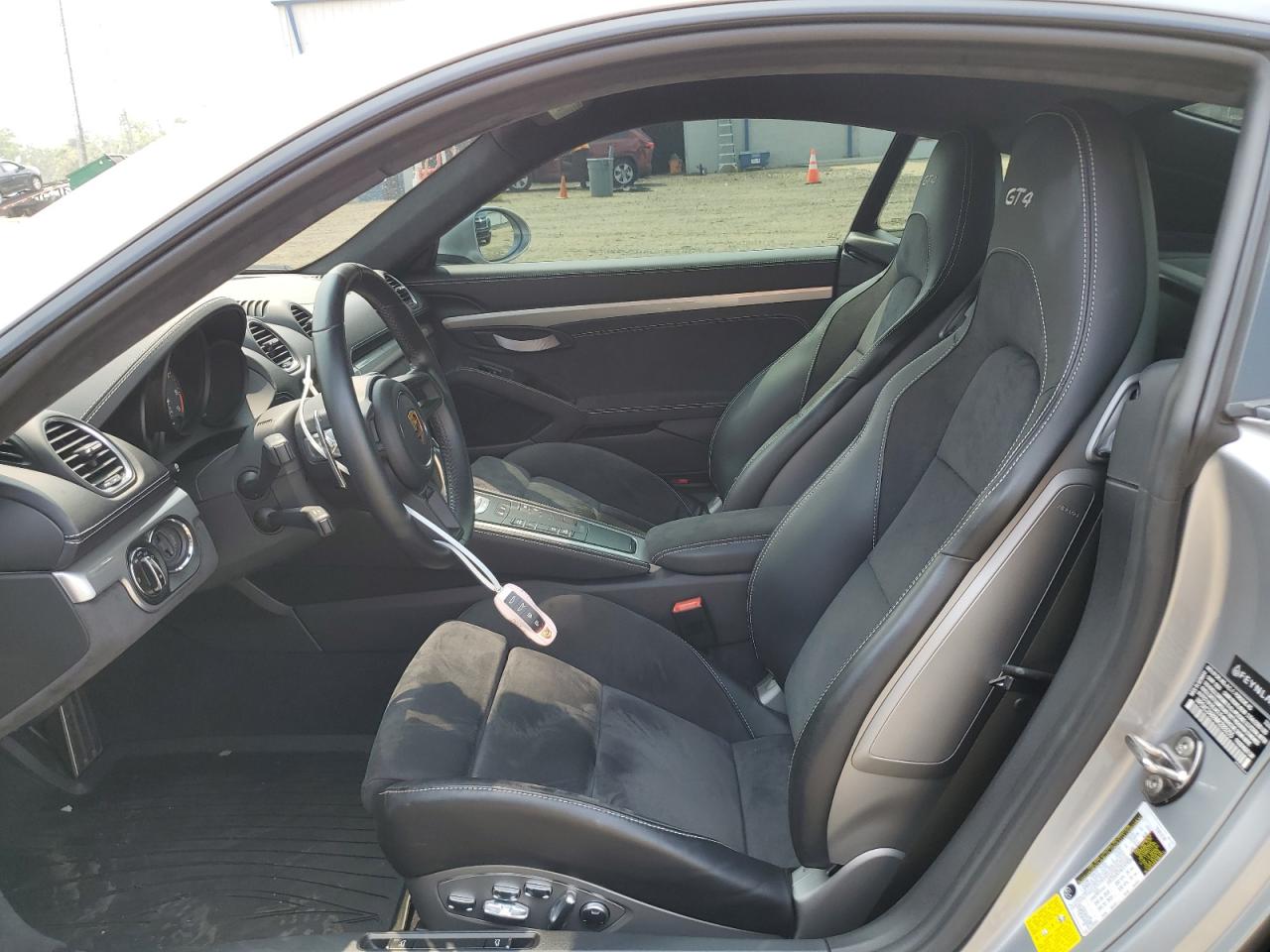 Auction sale of the 2021 PORSCHE CAYMAN , vin: WP0AC2A89MK289255, lot number: 67806055