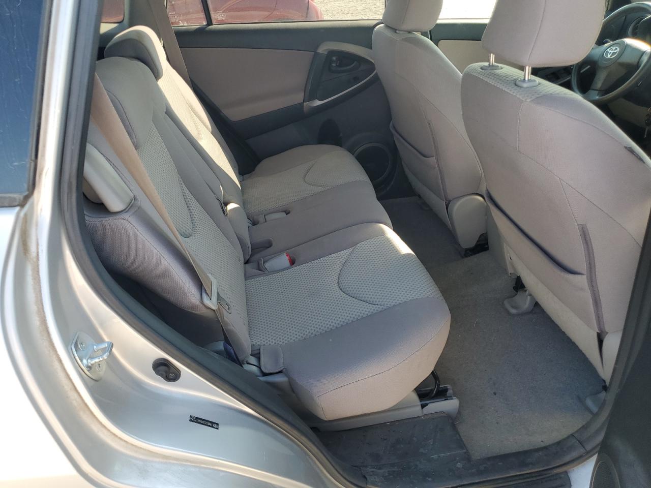 2008 Toyota Rav4 VIN: JTMBD33V986070059 Lot: 70506145