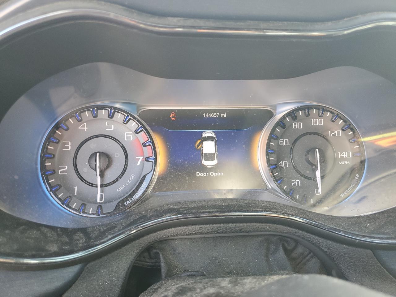 2015 Chrysler 200 S VIN: 1C3CCCBB6FN753813 Lot: 68105315