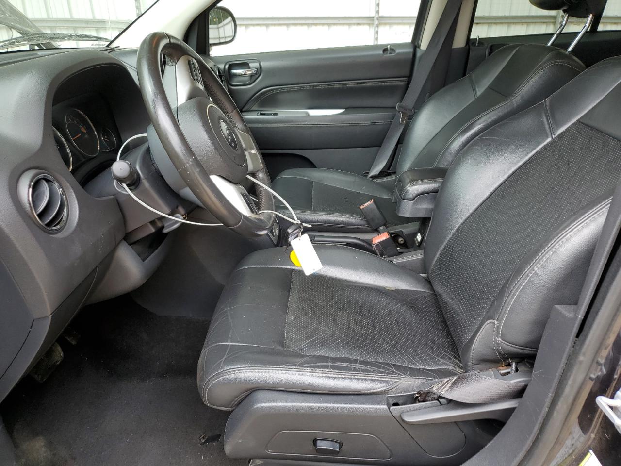 2015 Jeep Compass Latitude VIN: 1C4NJDEB7FD135692 Lot: 70739315