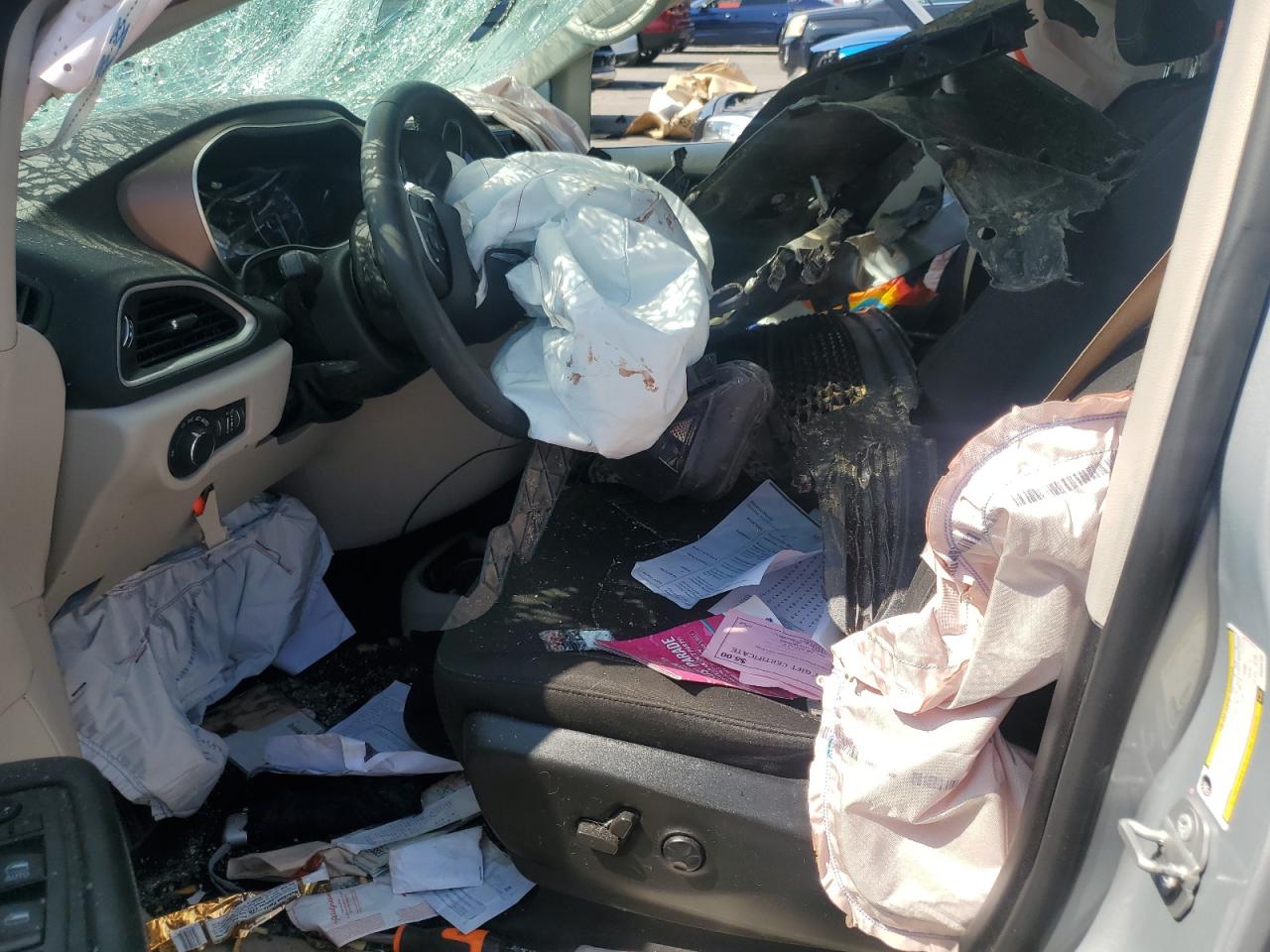 2022 Chrysler Voyager Lx VIN: 2C4RC1CG5NR229722 Lot: 69419095