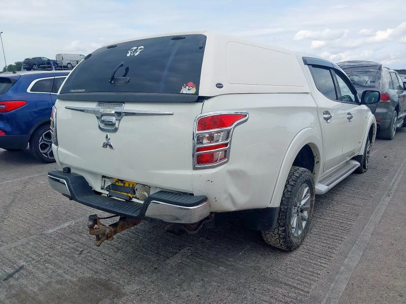 2017 MITSUBISHI L200 DOUBLE CAB DI-D 178 TITAN 4WD