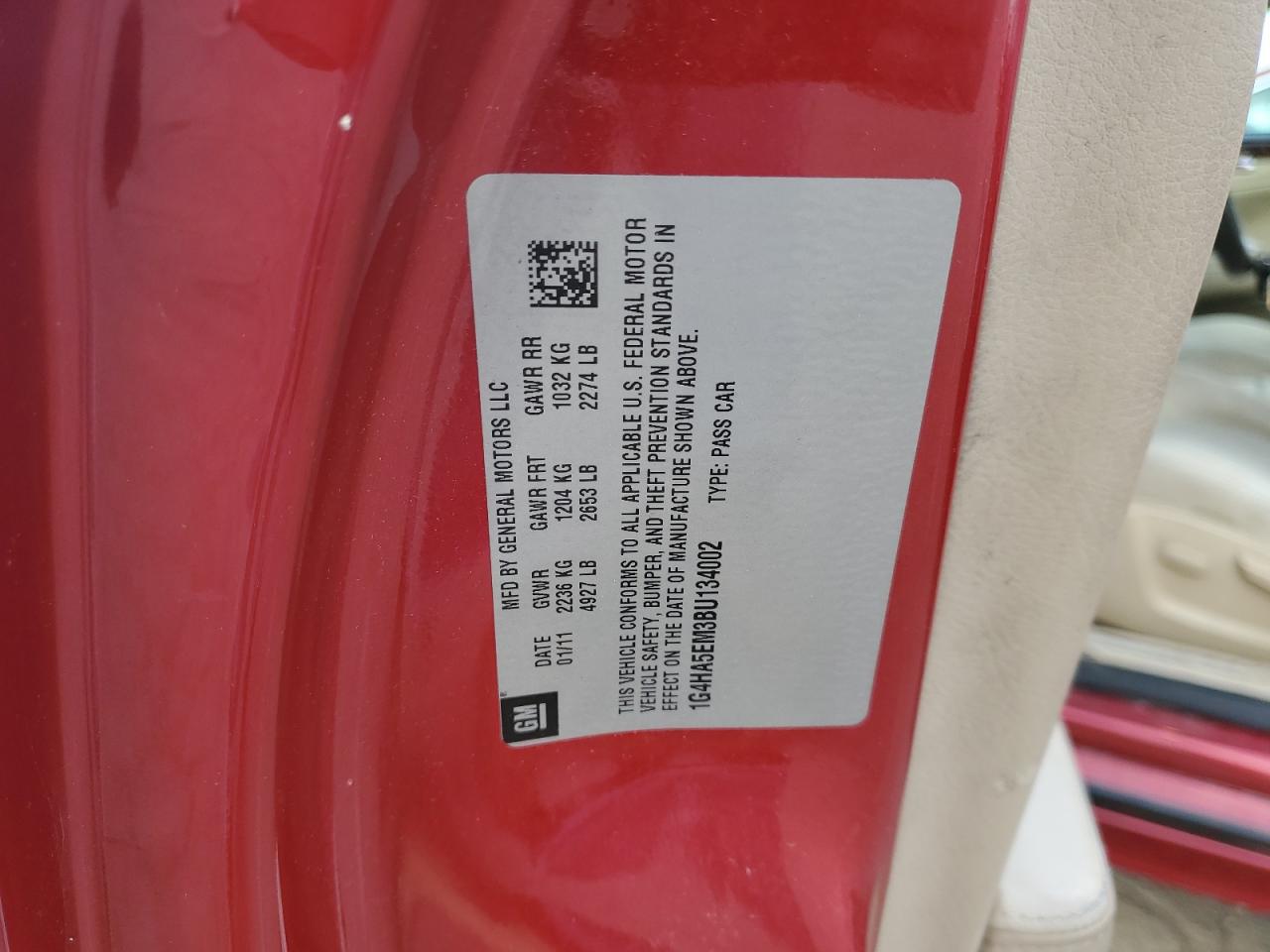 1G4HA5EM3BU134002 BUICK LUCERNE 2011 RED Photo 12