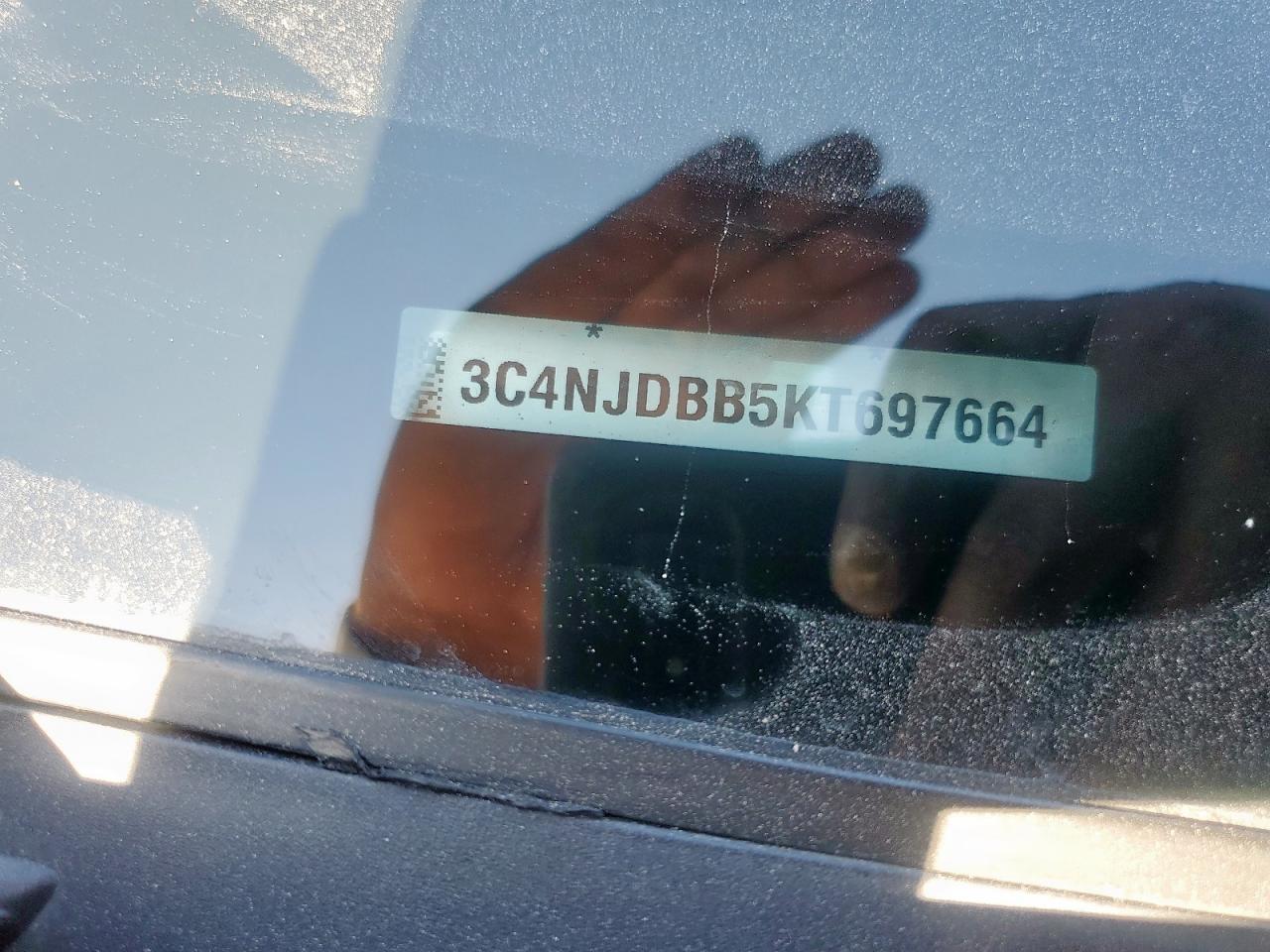 2019 Jeep Compass Latitude VIN: 3C4NJDBB5KT697664 Lot: 67619455