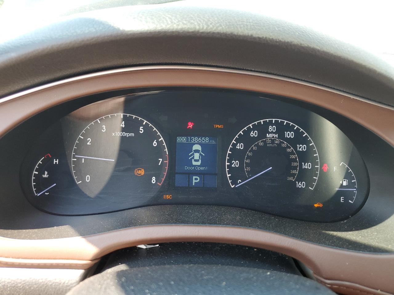 2012 Hyundai Genesis 3.8L VIN: KMHGC4DD3CU152650 Lot: 69176895