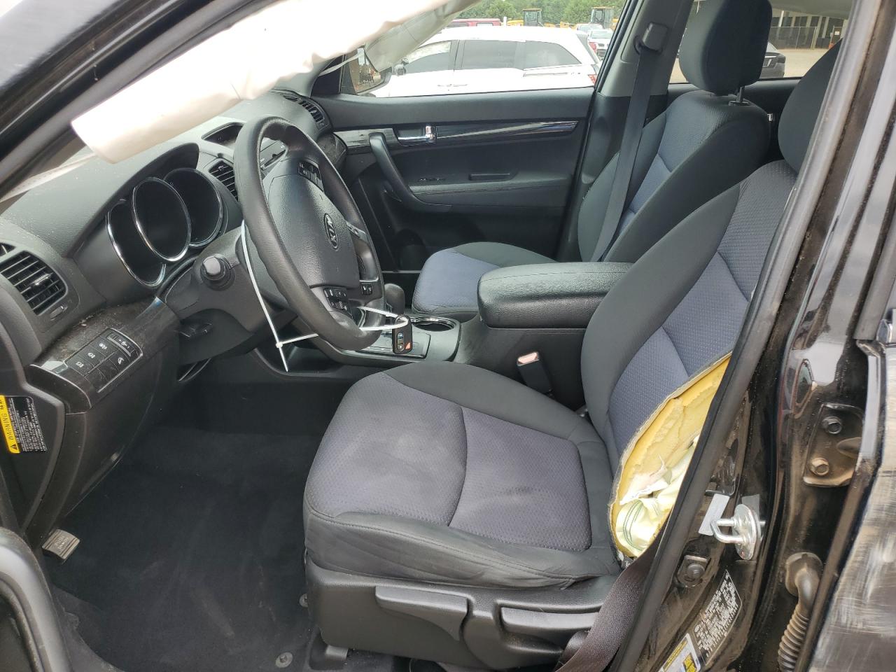 2012 Kia Sorento Base VIN: 5XYKT4A1XCG235065 Lot: 67433865