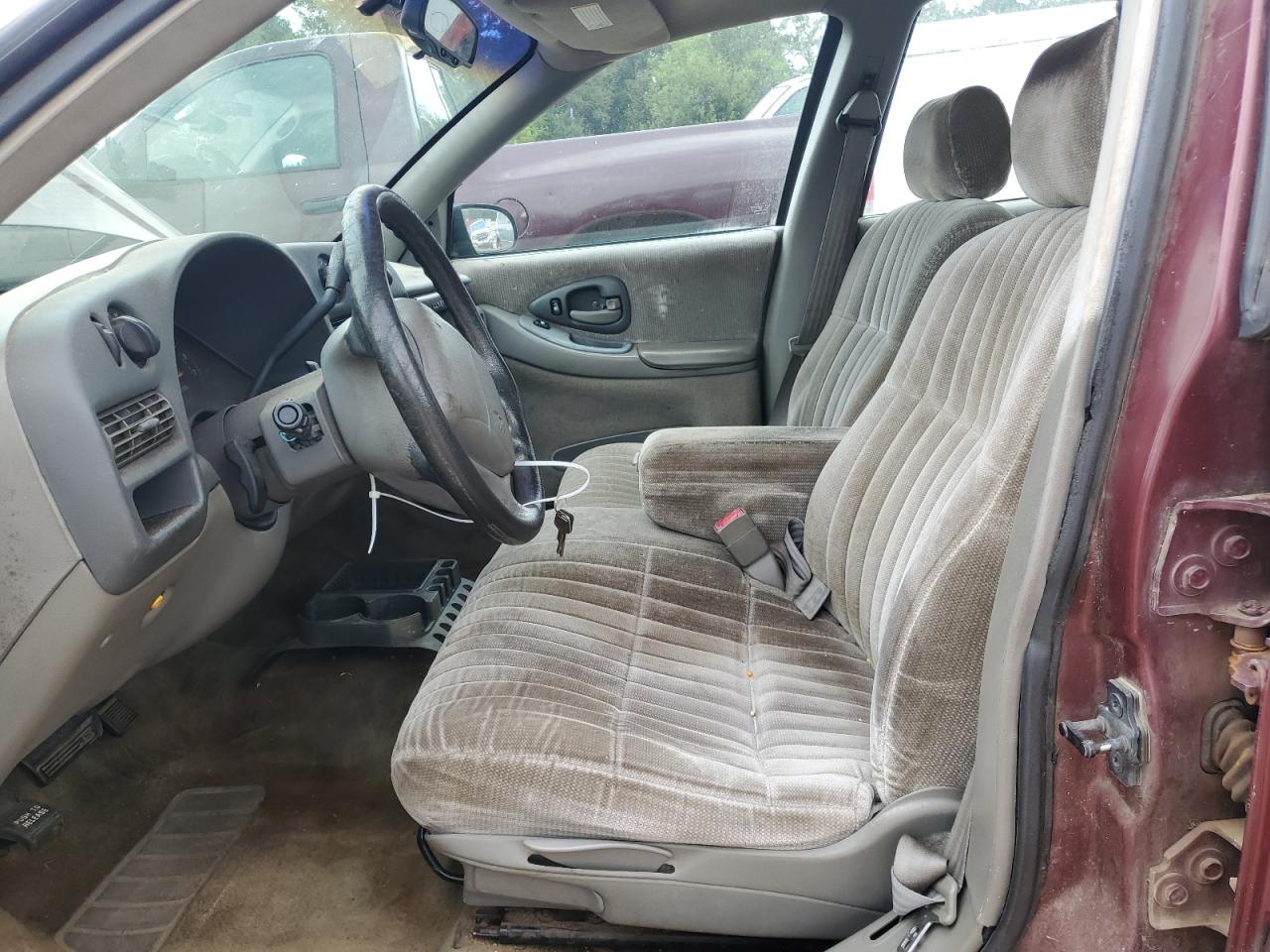 2001 Chevrolet Lumina VIN: 2G1WL52J011254665 Lot: 96814875