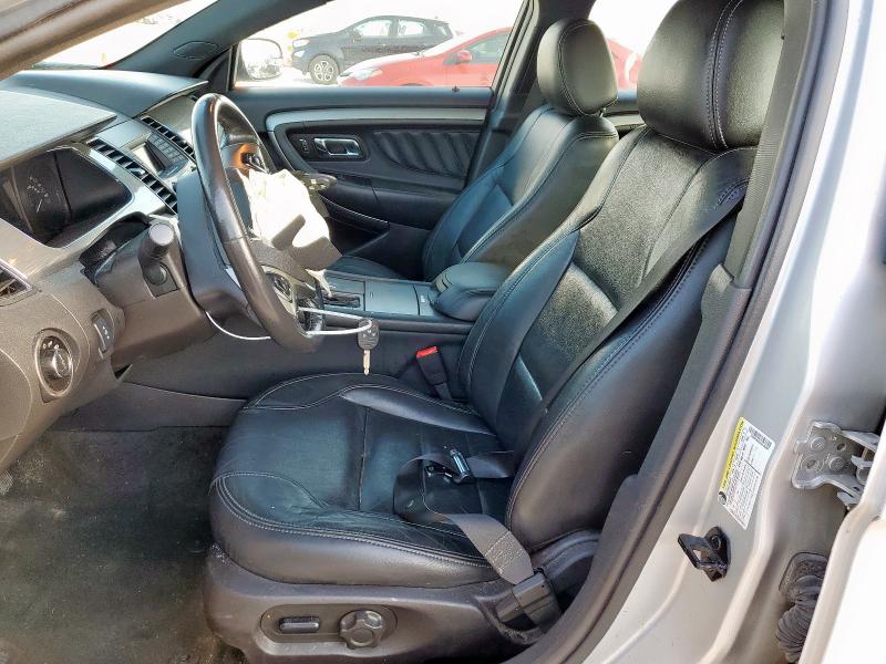  FORD TAURUS 2015 Srebrny