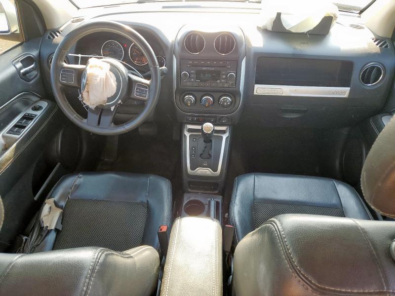  JEEP COMPASS 2014 Srebrny