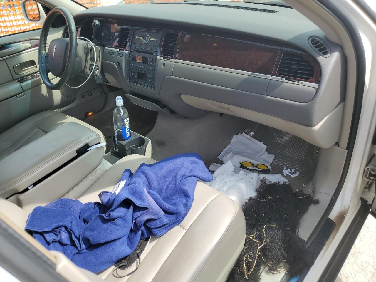 2007 Lincoln Town Car Signature VIN: 1LNHM81V37Y622969 Lot: 70246205