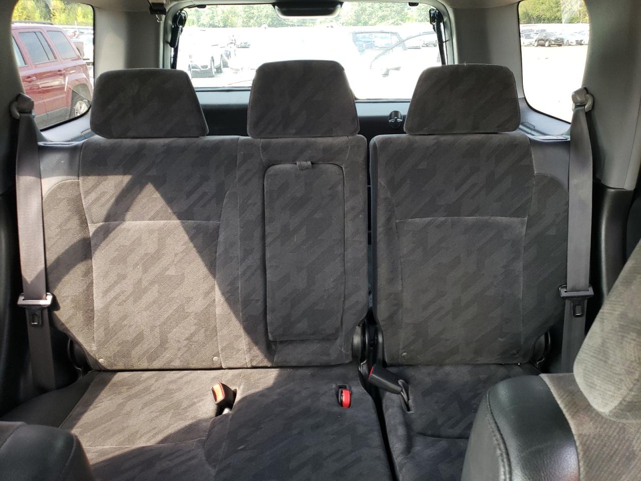 2004 Honda Cr-V Ex VIN: JHLRD78844C060398 Lot: 86682205