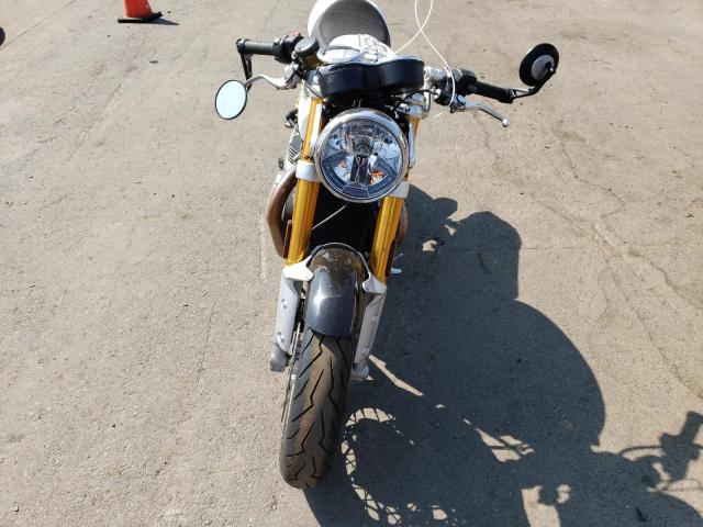 2019 TRIUMPH MOTORCYCLE THRUXTON 1200 R  
