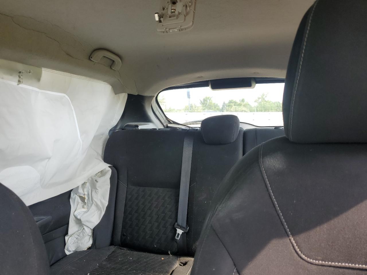 3N1CP5CV1ML527585 2021 Nissan Kicks Sv