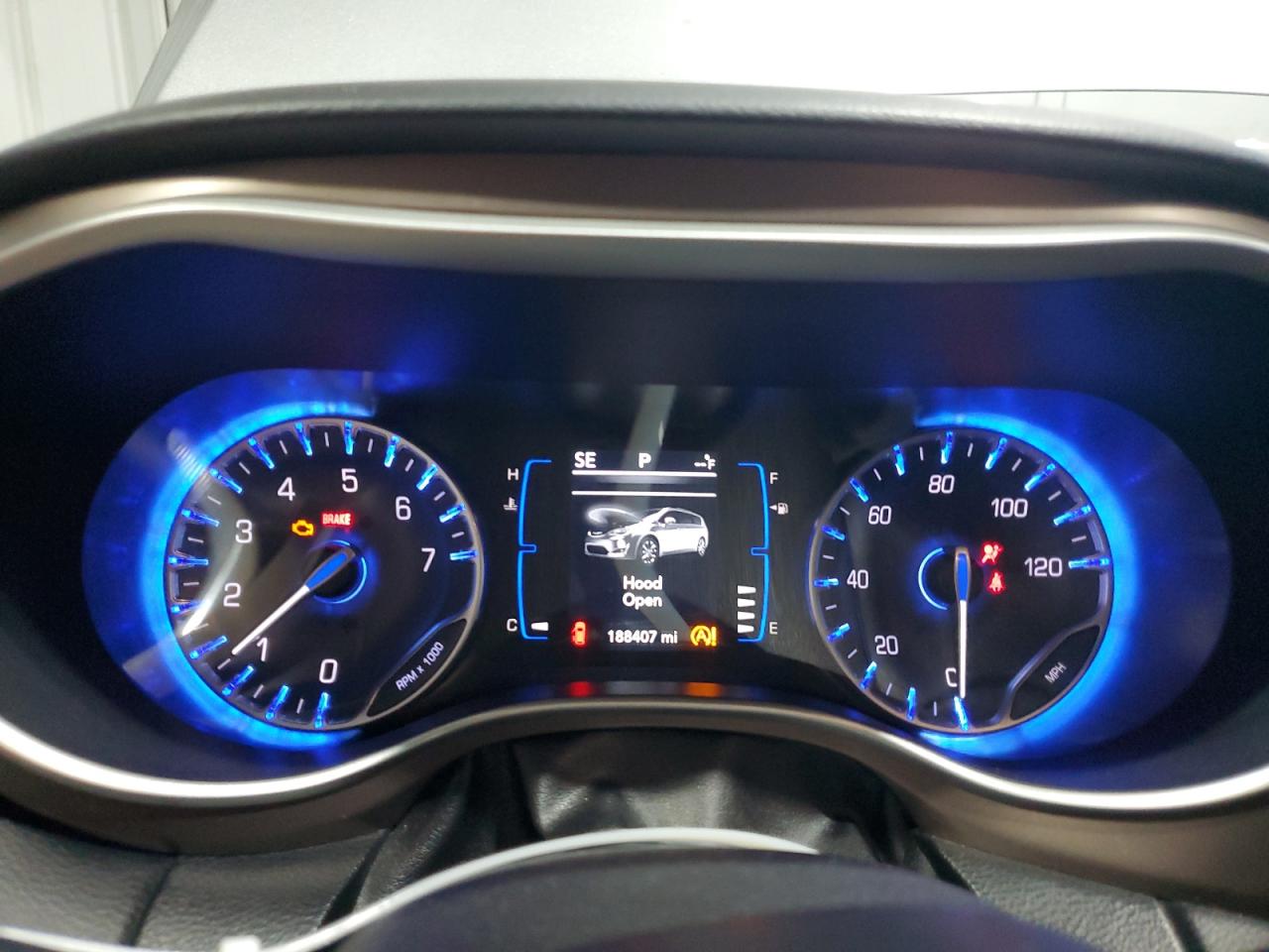 2018 Chrysler Pacifica Touring L VIN: 2C4RC1BG1JR294787 Lot: 68280535