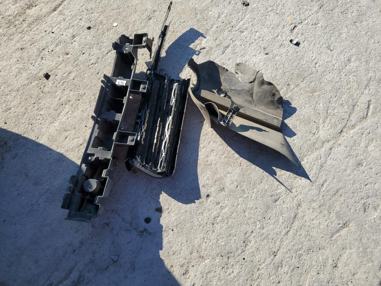 2014 Kia Soul + VIN: KNDJP3A5XE7040855 Lot: 70494835