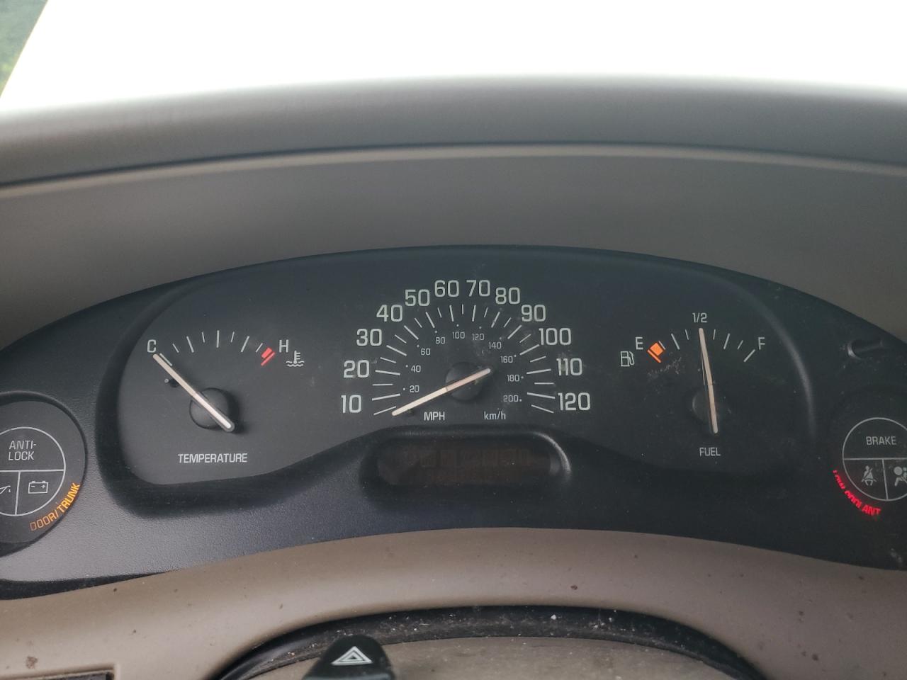 2000 Buick Century Limited VIN: 2G4WY55J1Y1132603 Lot: 69829885