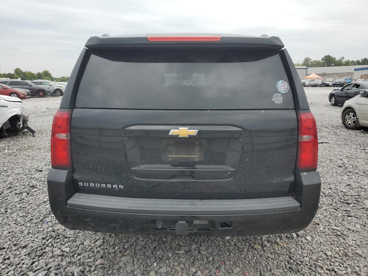 2016 Chevrolet Suburban C1500 Lt VIN: 1GNSCHKC4GR242566 Lot: 70381095