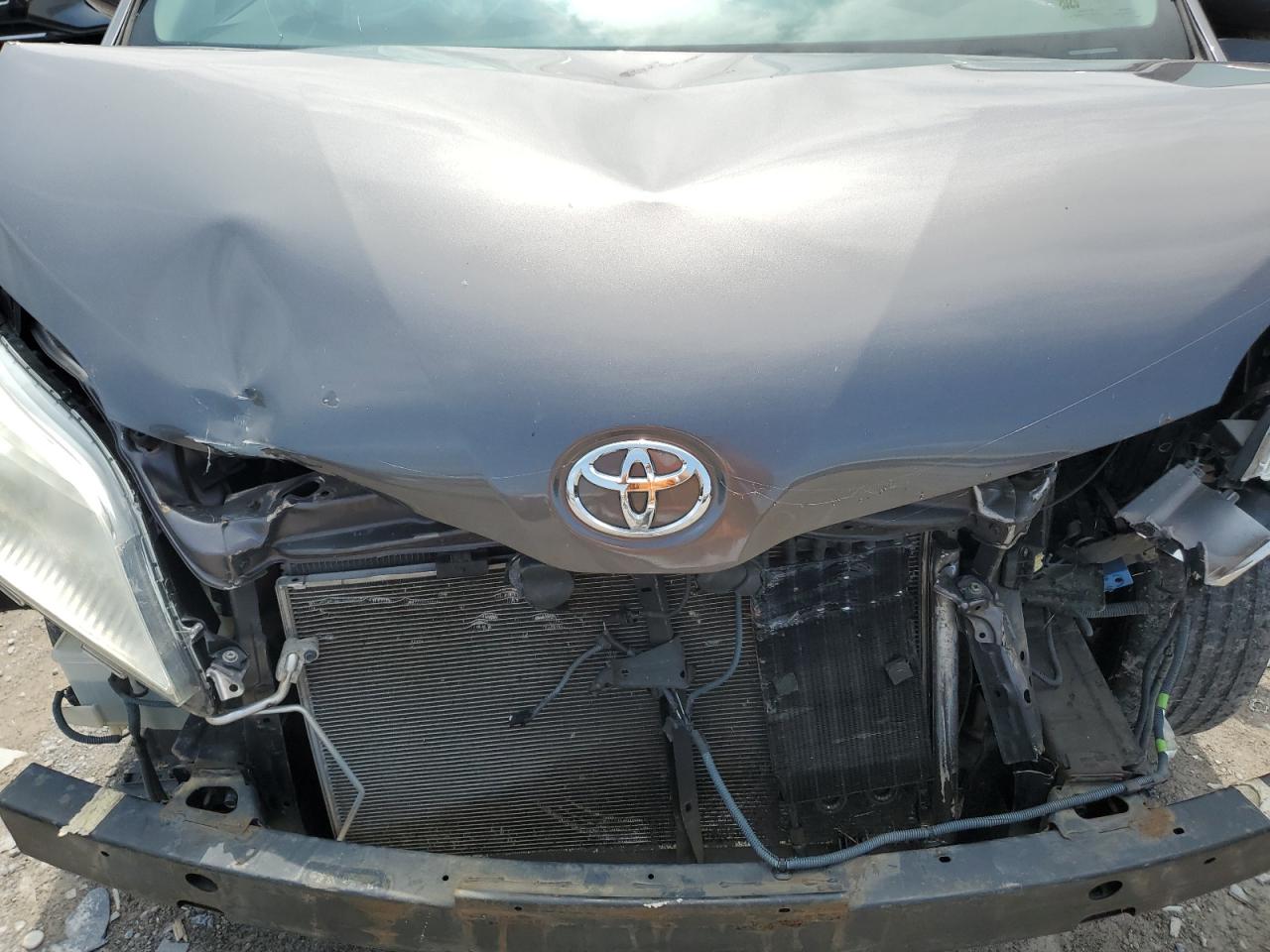 2013 Toyota Sienna Xle VIN: 5TDDK3DCXDS058900 Lot: 67325025