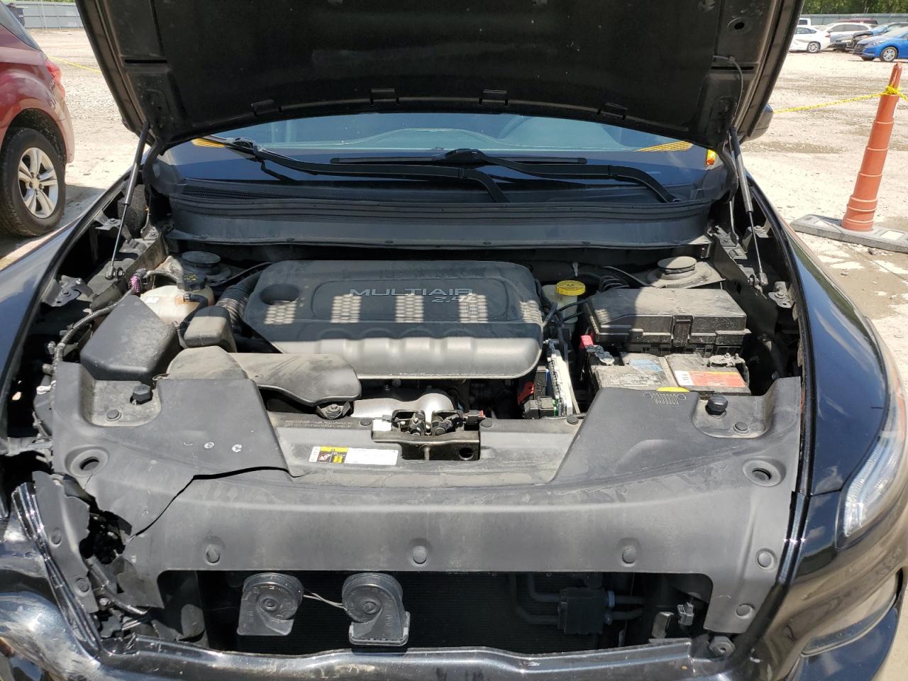 2016 Jeep Cherokee Latitude VIN: 1C4PJLCB0GW135335 Lot: 67112205