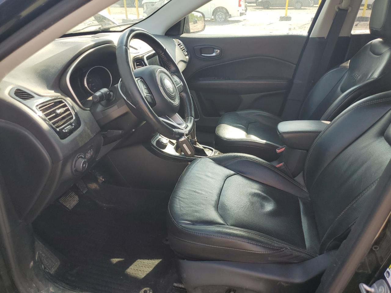2018 Jeep Compass Limited VIN: 3C4NJDCB0JT333374 Lot: 68724285