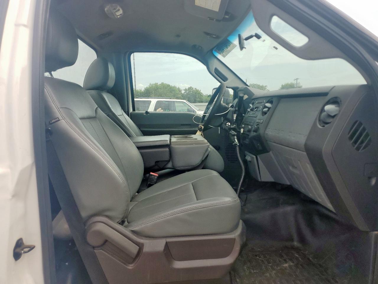 2016 Ford F550 Super Duty VIN: 1FDUF5GY5GEA66948 Lot: 70427465