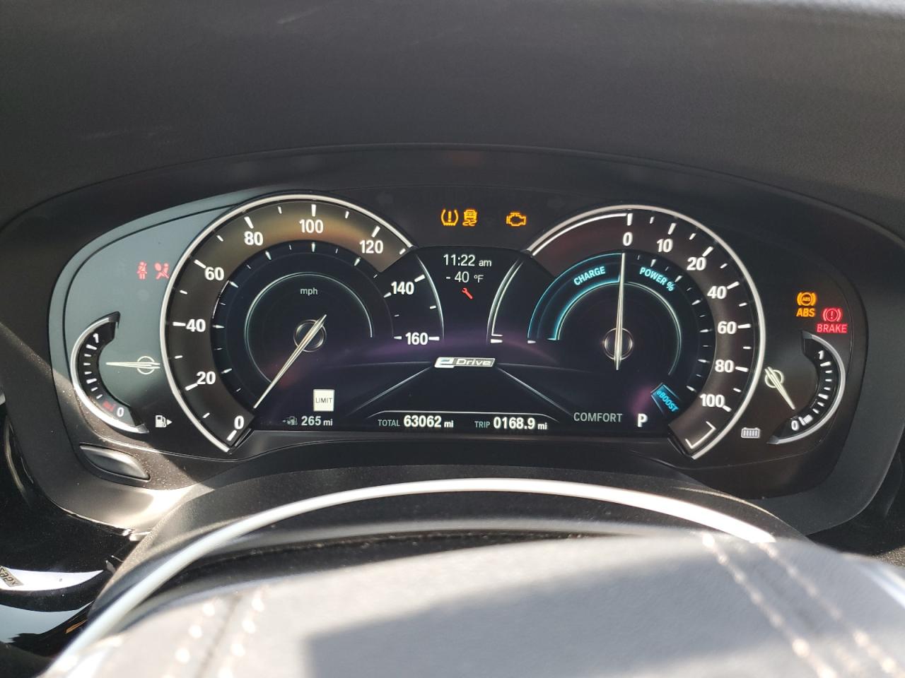 Фото: WBAJA9C59KB254078