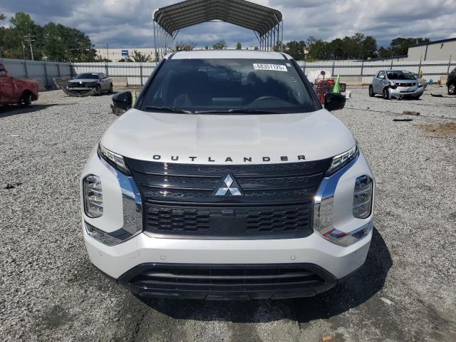  MITSUBISHI OUTLANDER 2024 Белы