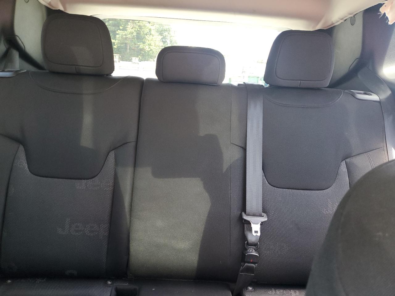 2015 Jeep Renegade Latitude VIN: ZACCJBBT1FPB81822 Lot: 68899335