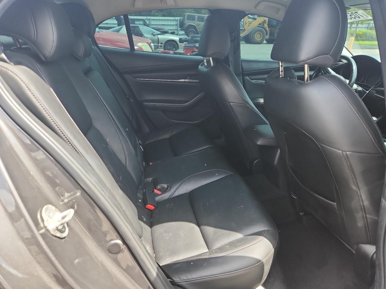 2020 Mazda 3 Select VIN: JM1BPACL9L1172204 Lot: 70556575