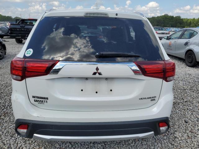  MITSUBISHI OUTLANDER 2017 Белы