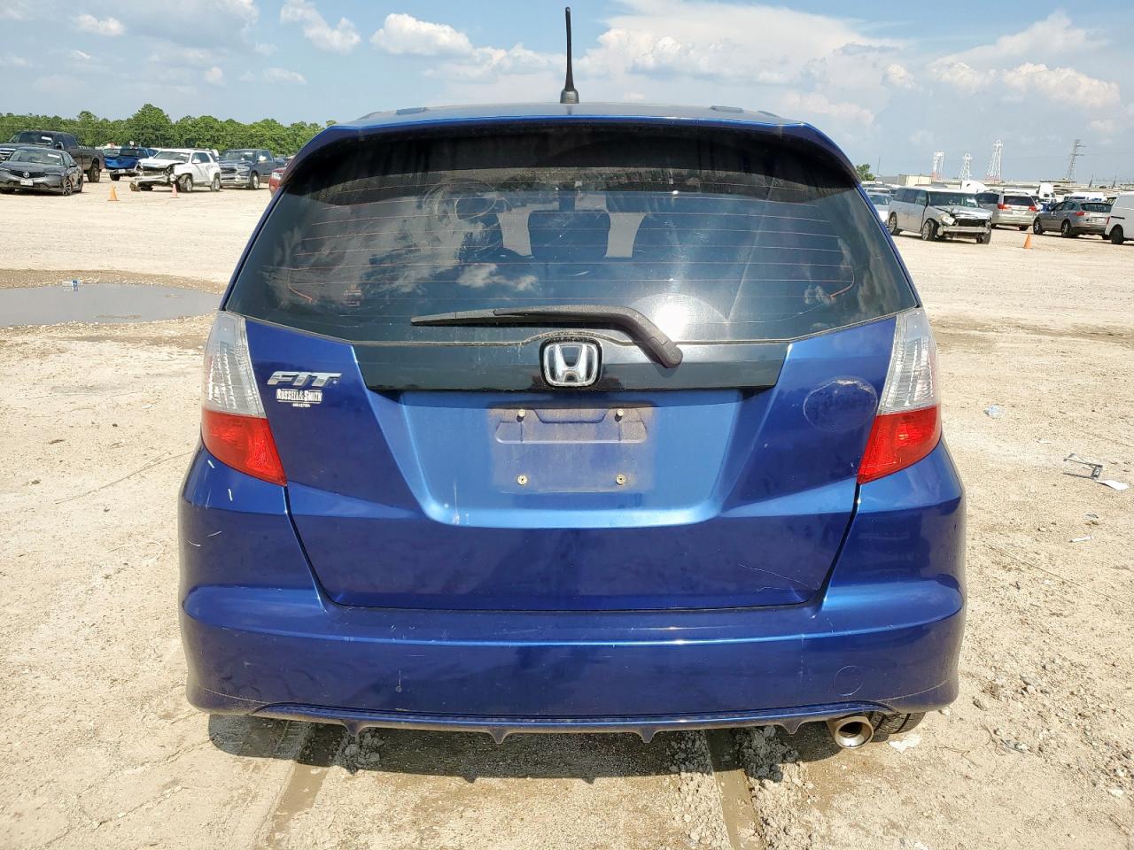 2011 Honda Fit Sport VIN: JHMGE8H50BC014799 Lot: 69644345