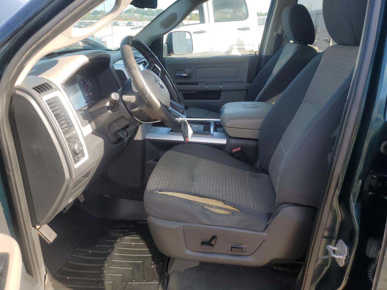 2011 Dodge Ram 1500 VIN: 1D7RV1GT0BS659580 Lot: 70430675