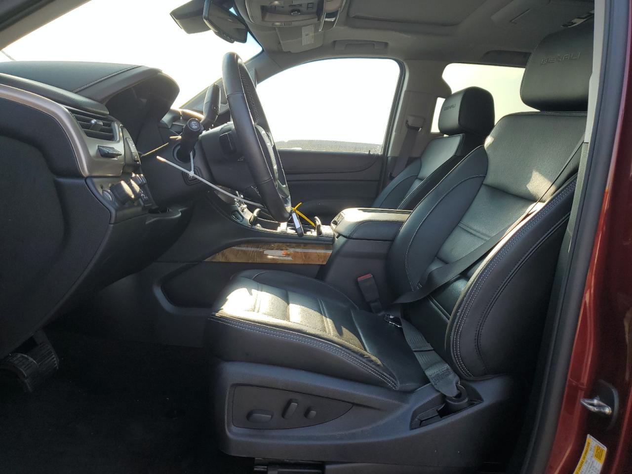 2017 GMC Yukon Denali VIN: 1GKS2CKJ7HR251586 Lot: 67627885