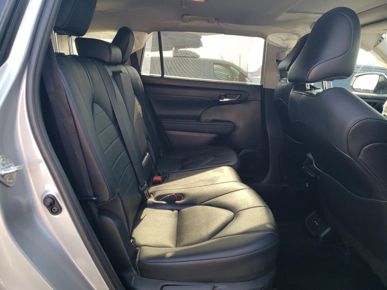 2021 Toyota Highlander Xle VIN: 5TDHZRAH9MS065126 Lot: 67601155