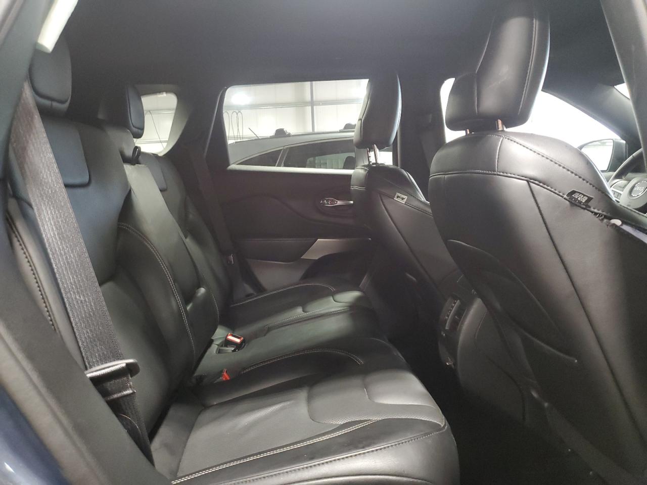 2021 Jeep Cherokee Latitude Lux VIN: 1C4PJMMX2MD233452 Lot: 68971125