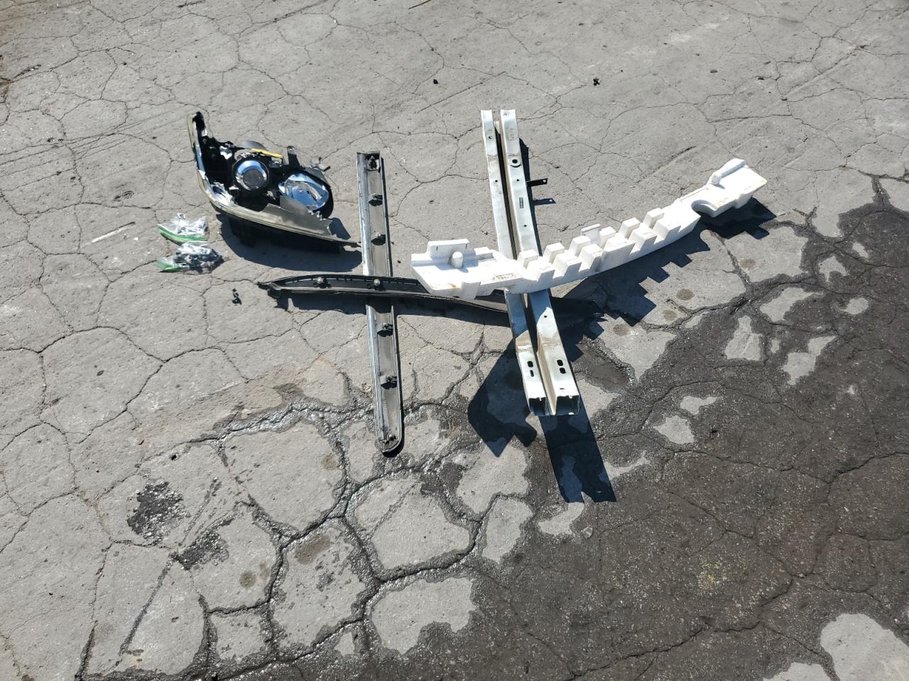 2010 Lexus Es 350 VIN: JTHBK1EG7A2358795 Lot: 69476345