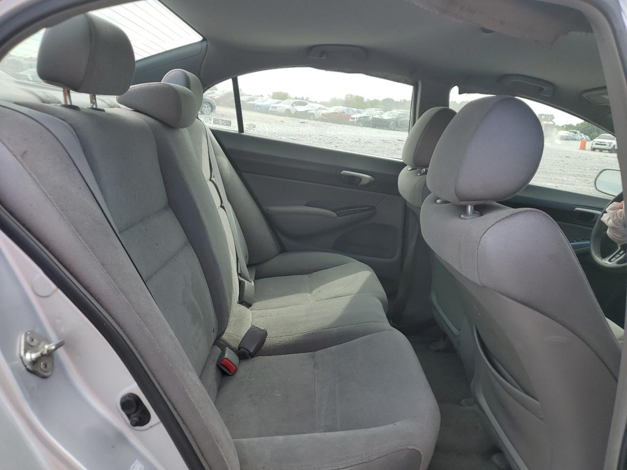 2007 Honda Civic Lx VIN: 1HGFA16567L005228 Lot: 70008535