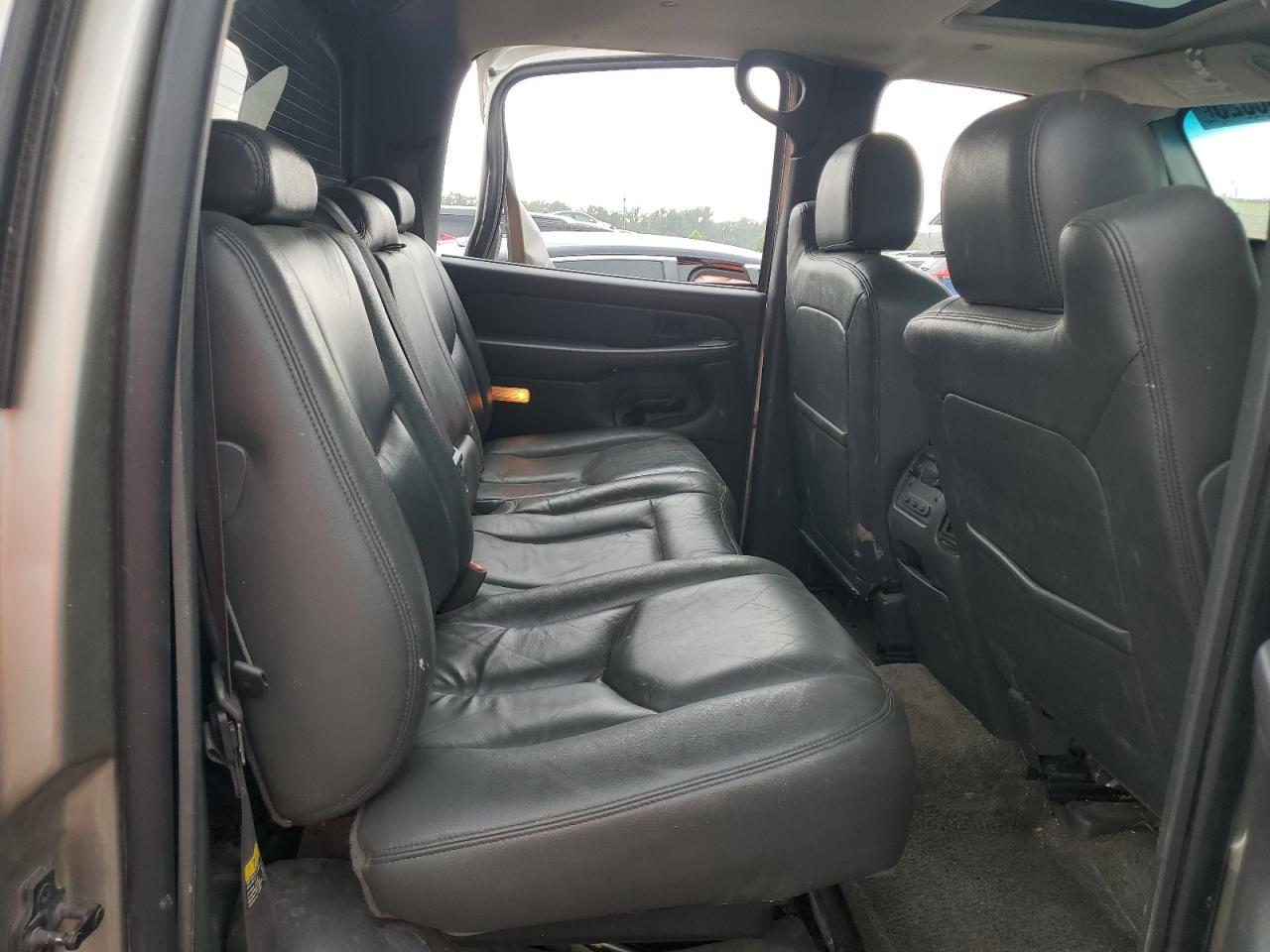 2003 Chevrolet Avalanche K1500 VIN: 3GNEK13T13G241729 Lot: 67936025