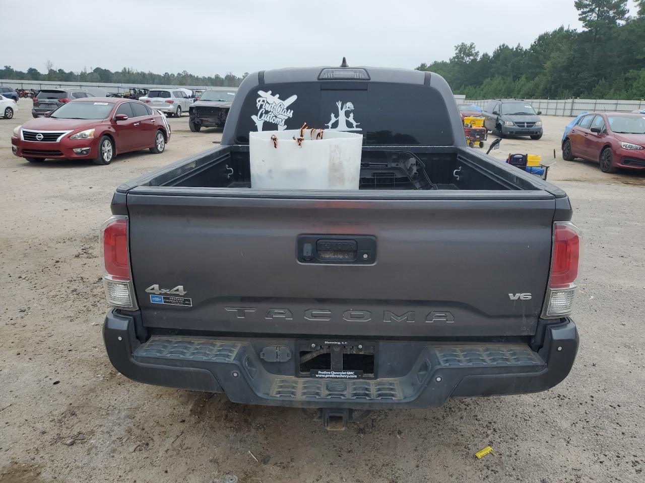 2017 Toyota Tacoma Double Cab VIN: 5TFGZ5AN4HX060409 Lot: 70018195