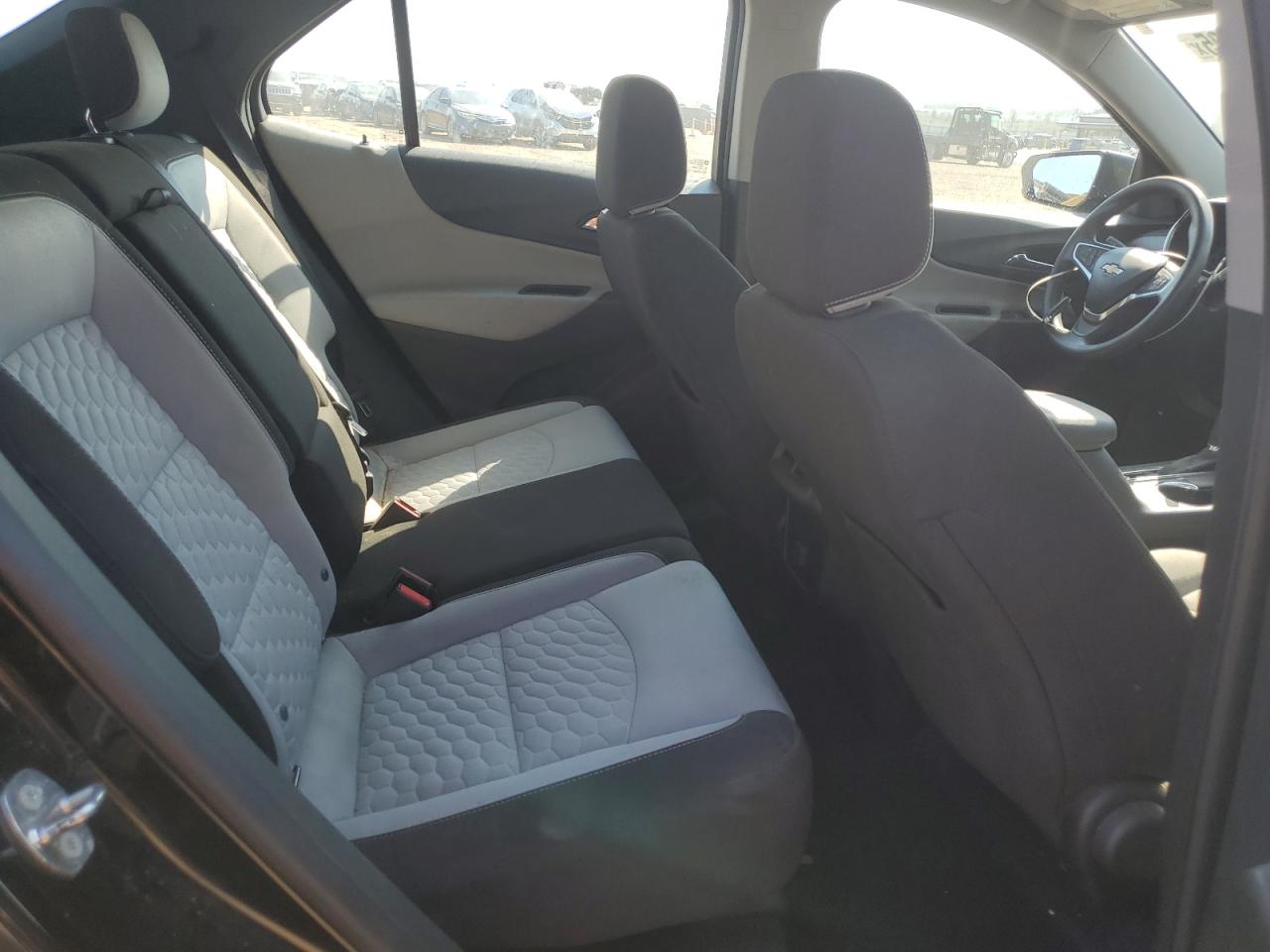 2018 Chevrolet Equinox Ls VIN: 2GNAXREV2J6331154 Lot: 68785905